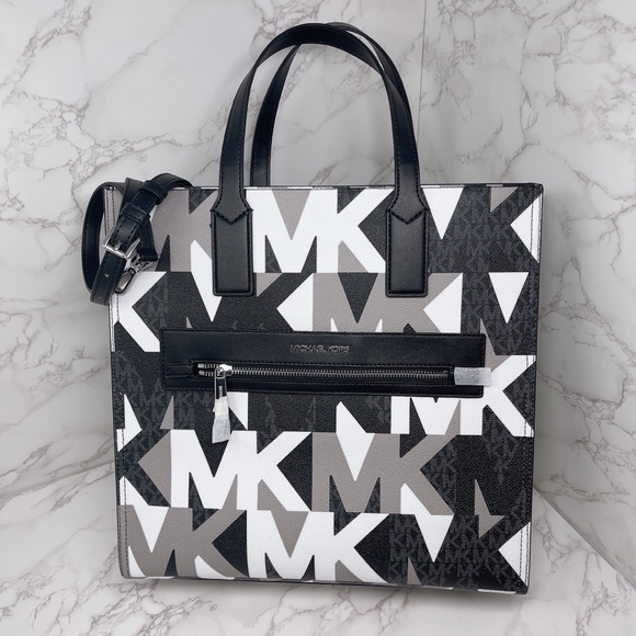 Michael Kors Handbags - Michael Kors Kenly Large Tote